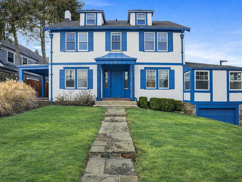 Front of house (snow virtually removed)