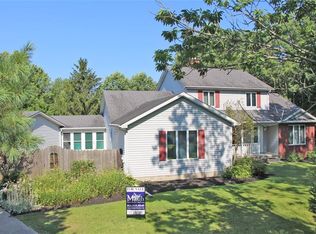 8959 State Rd, Girard, PA 16417