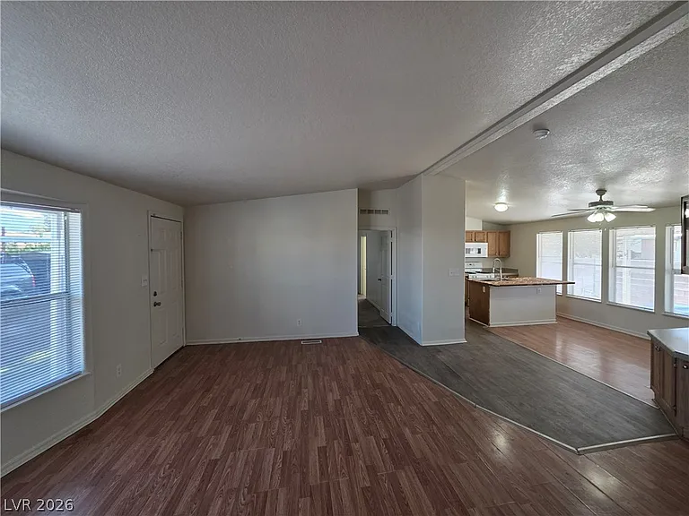 3560 Estes Park Dr — Photo 13