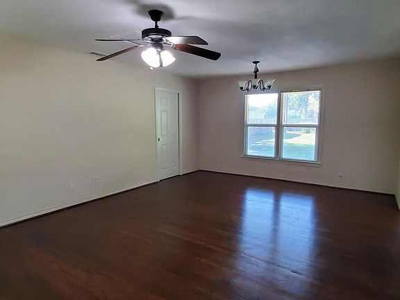 2nd image of 469 Pittman St