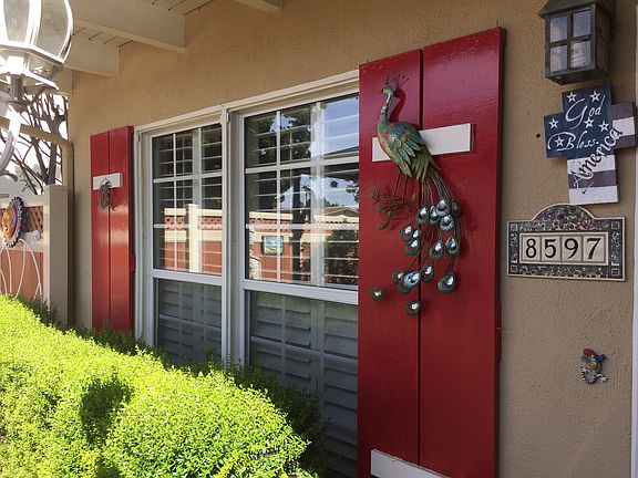 4th image of 8597 Roswell St