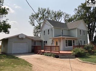278 11th Ave, Inman, KS 67546