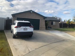 2545 N Cecelia Ave, Fresno, CA 93722