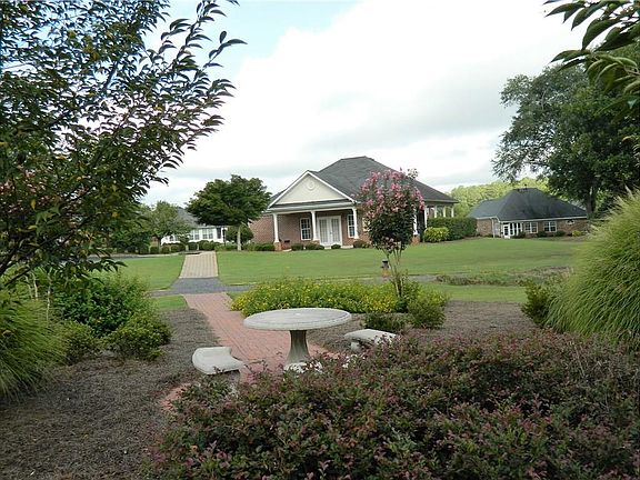 5th image of 105 Pinnacle Ln