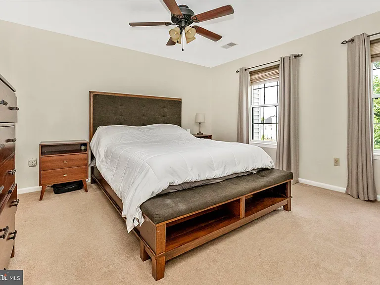 7115 Oberlin Cir — Photo 22