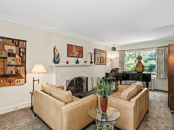 2nd image of 2640 Asbury Ave