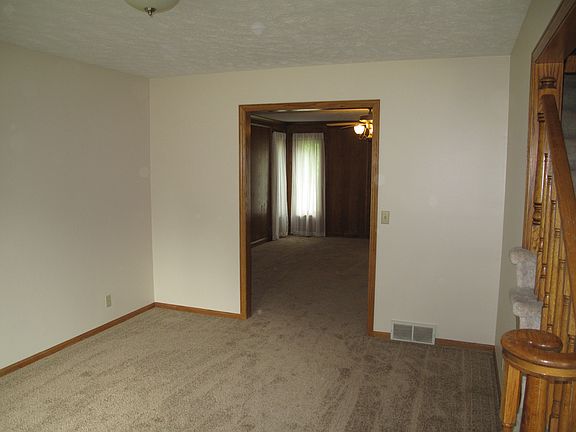 Living Room - 15 x 11