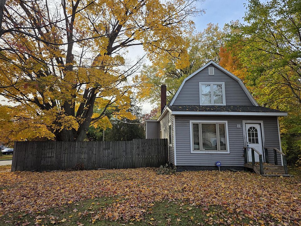 1st image of 620 Bailey Ave