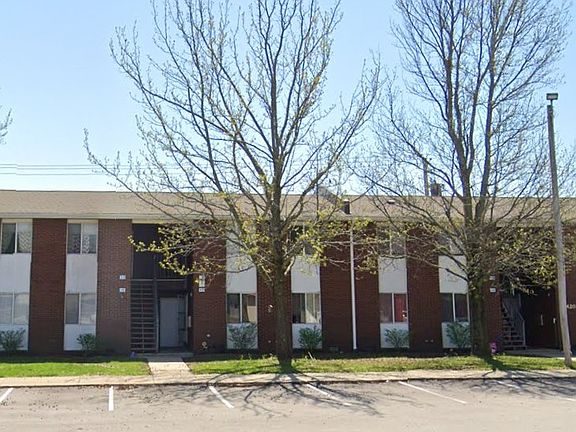 2nd image of 402 Meadow Dr #402