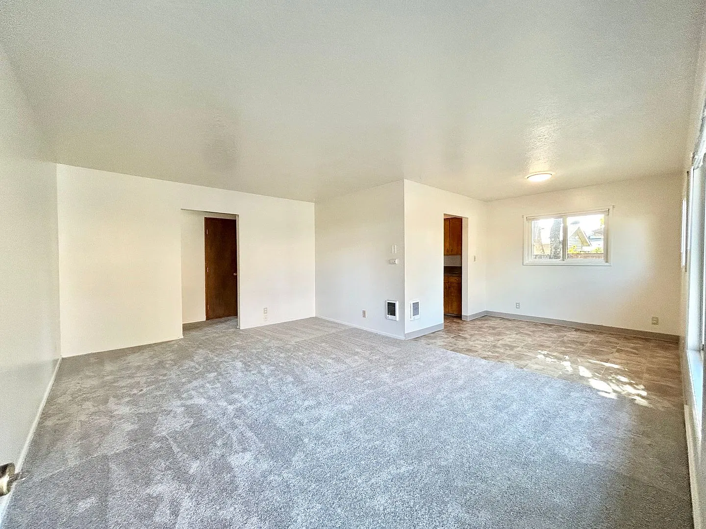Maple Court — Photo 3