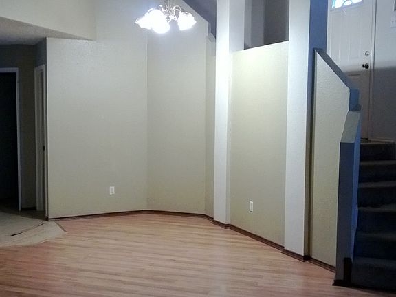 2nd image of 1706 Creekway Dr