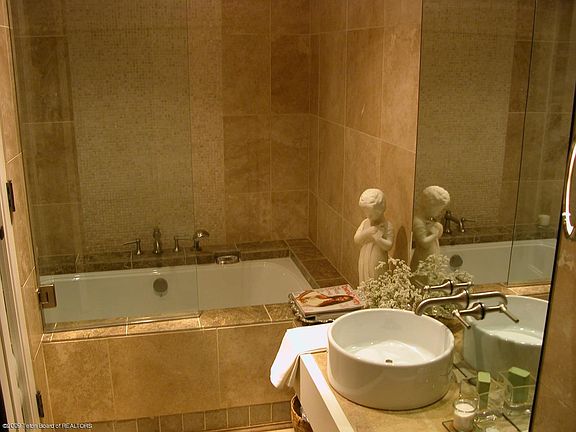 5th image of 7250 N Rachel Way Unit 3