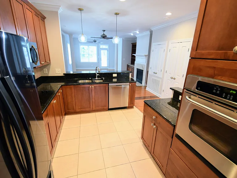 239 Blueridge Rd — Photo 5