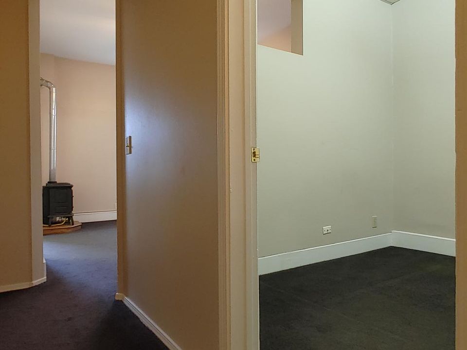 303 Conant St Maumee OH Zillow