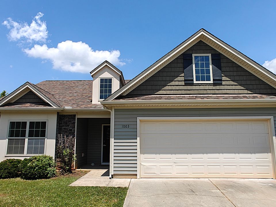 Welcome Home To 1003 Bridlemine!