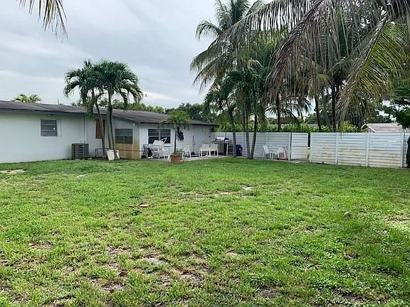 5th image of 1260 SW 28th Way
