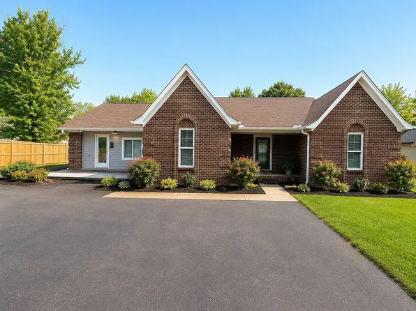 43 Twin Lakes Cir, Munford, TN 38058