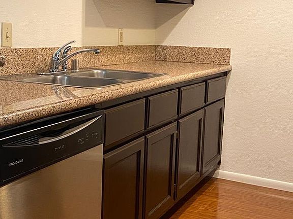 3rd image of 14400 Dickens St APT 104