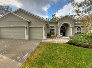 2709 Bonterra Blvd, Valrico, FL 33594