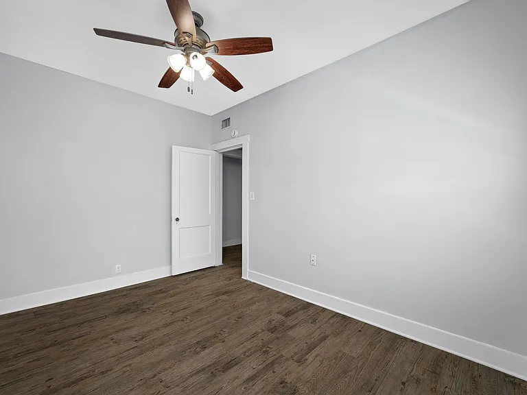 1403 S Bay Villa Pl — Photo 44