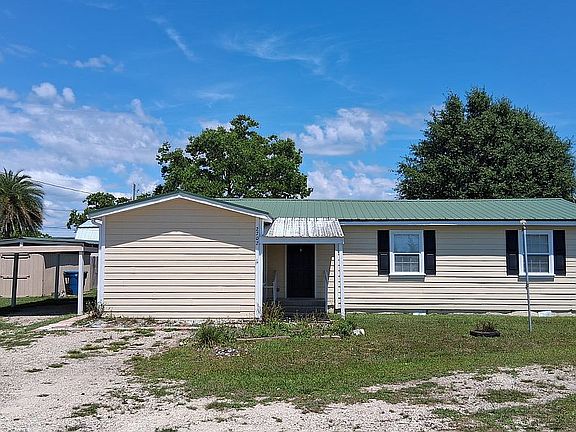2nd image of 2702 Gornall Ave