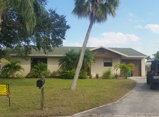 2133 SE East Dunbrooke Cir, Port Saint Lucie, FL 34952