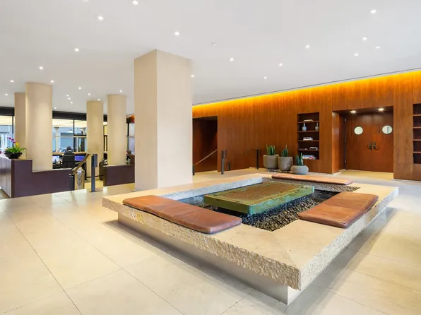 515 East 72nd Street image 13 of 15