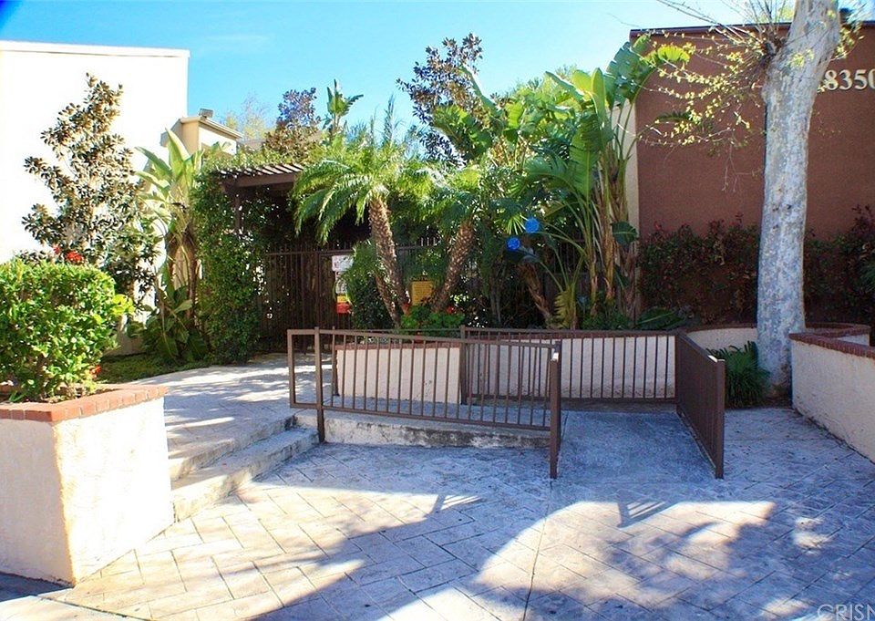 1st image of 18350 Hatteras St APT 110