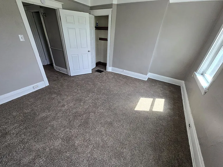 515 Boggston Ave — Photo 15