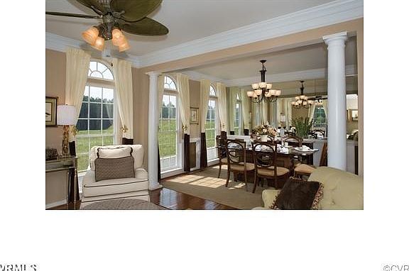 3rd image of 413 Siena Ln