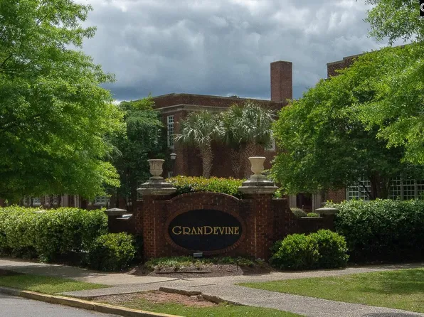 705 Maple St APT F205, Columbia, SC 29205