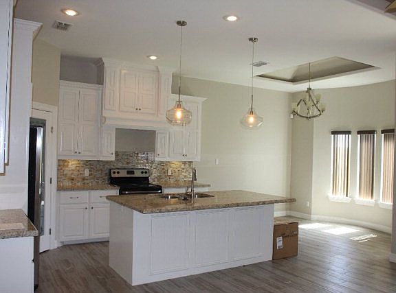 2nd image of 7213 N 40th St