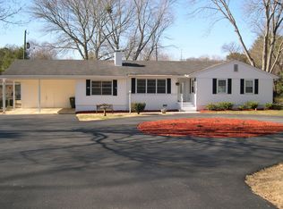 1911 Hickory Valley Rd, Chattanooga, TN 37421