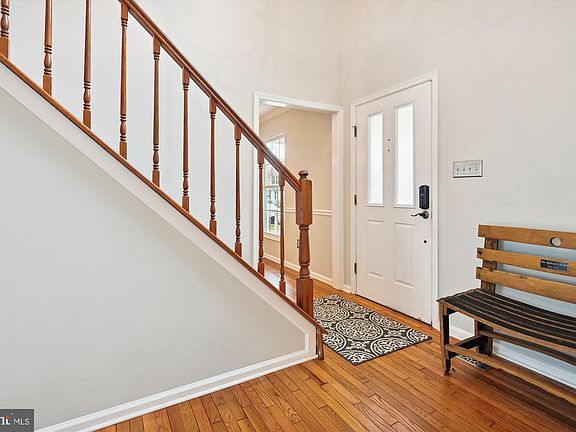 2nd image of 1425 Flynn Ct
