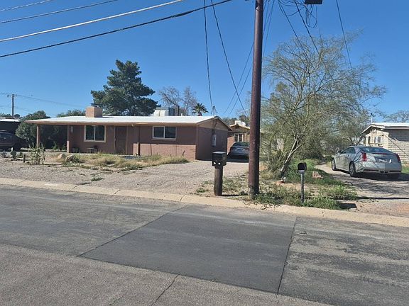 2nd image of 2603 N Fair Oaks Ave