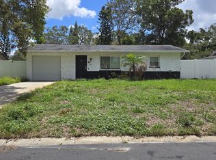 1430 Park View Ln, Largo, FL 33770