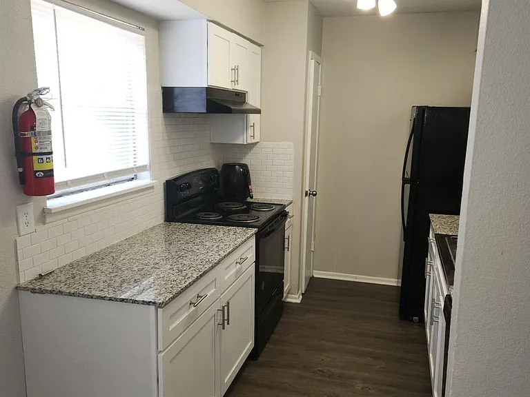 Casa Del Rey Apartments — Photo 23