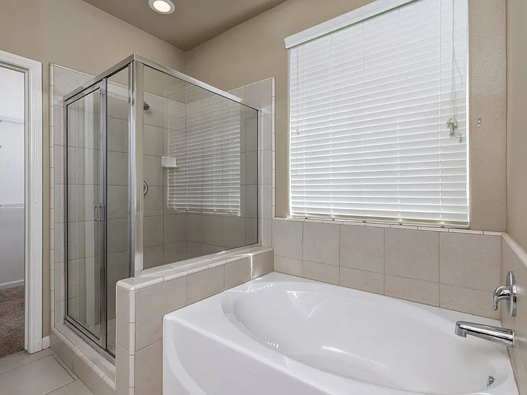 3720 Griffith Ave — Photo 40