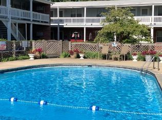 410 W Cook St #3, Springfield, IL 62704
