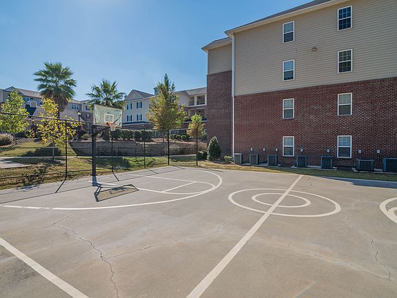 5th image of 3202 11th Ave #323