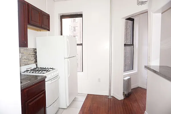 Rented by MD NYC Management LLC | media 14