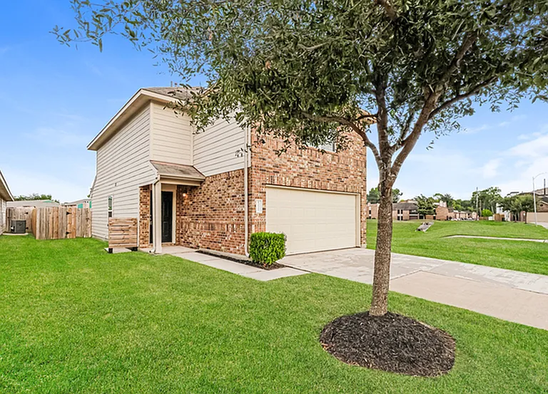 13322 Ella Ridge Ln — Photo 3