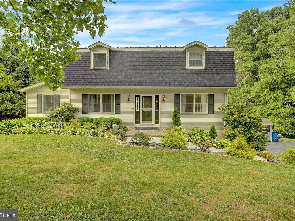 1st image of 105 Sunnyfield Dr