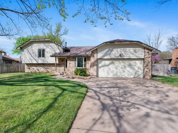 209 N Aspen Rd, Derby, KS 67037