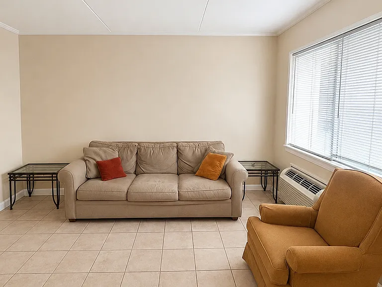2718 SW Painter Ave #B106 — Photo 3