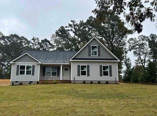 236 Red Hawk Dr, Campobello, SC 29322