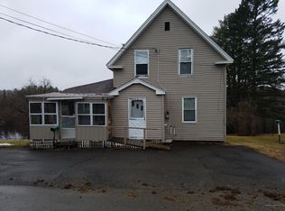 13 River St, Island Falls, ME 04747