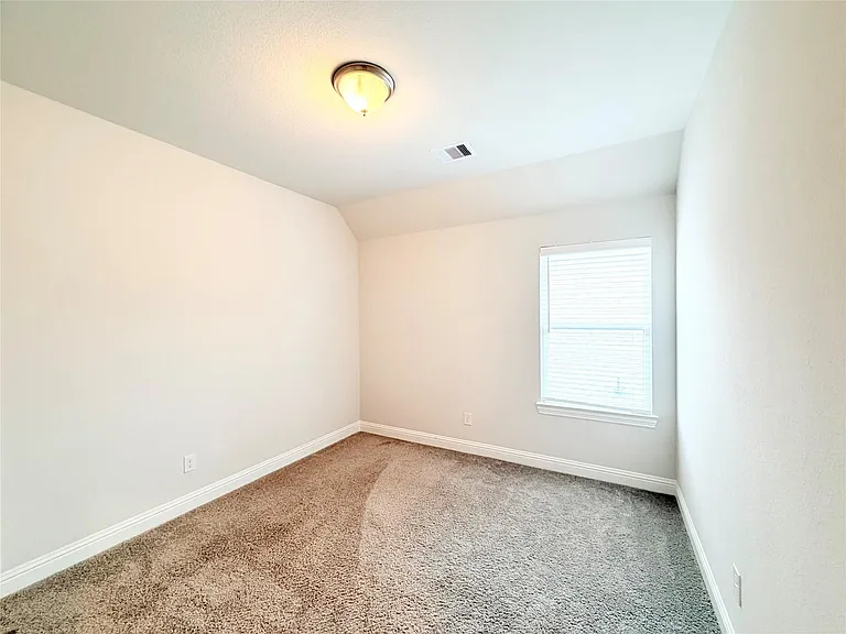 6610 Lake Oasis Dr — Photo 35