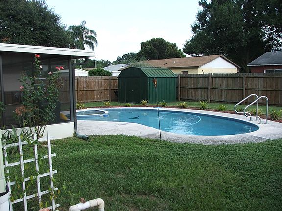 4th image of 7209 Thomas Jefferson Cir