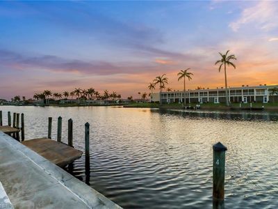 4260 SE 20th Pl APT 402, Cape Coral, FL, 33904